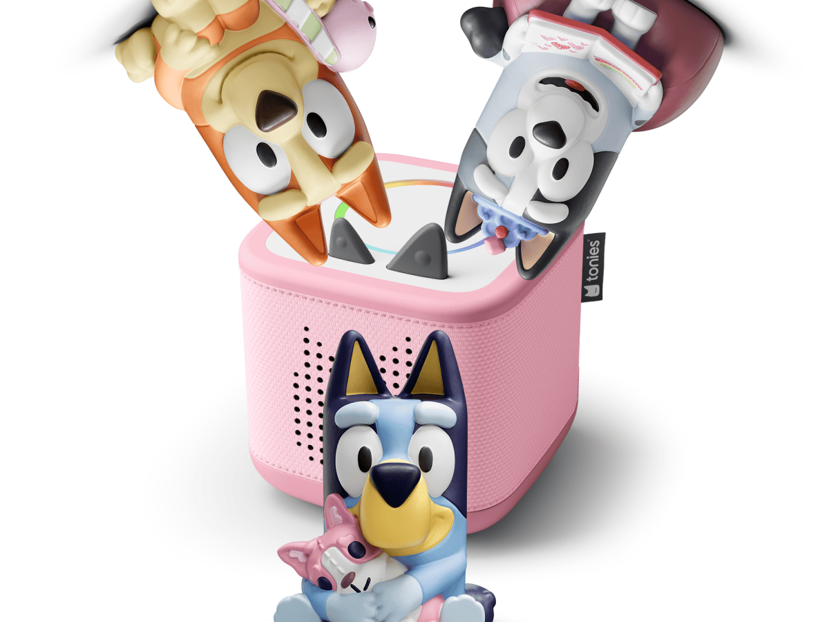 Bluey Toniebox 2 Cloud Pink Starter Set - Image 2
